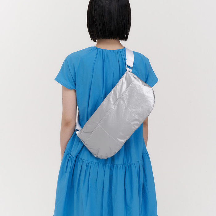 PEACH BASKET MARKET - yoonseul cross bag (silver)